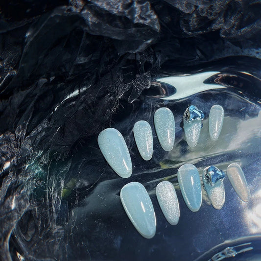 Blue-Glitter-Fake-Nails