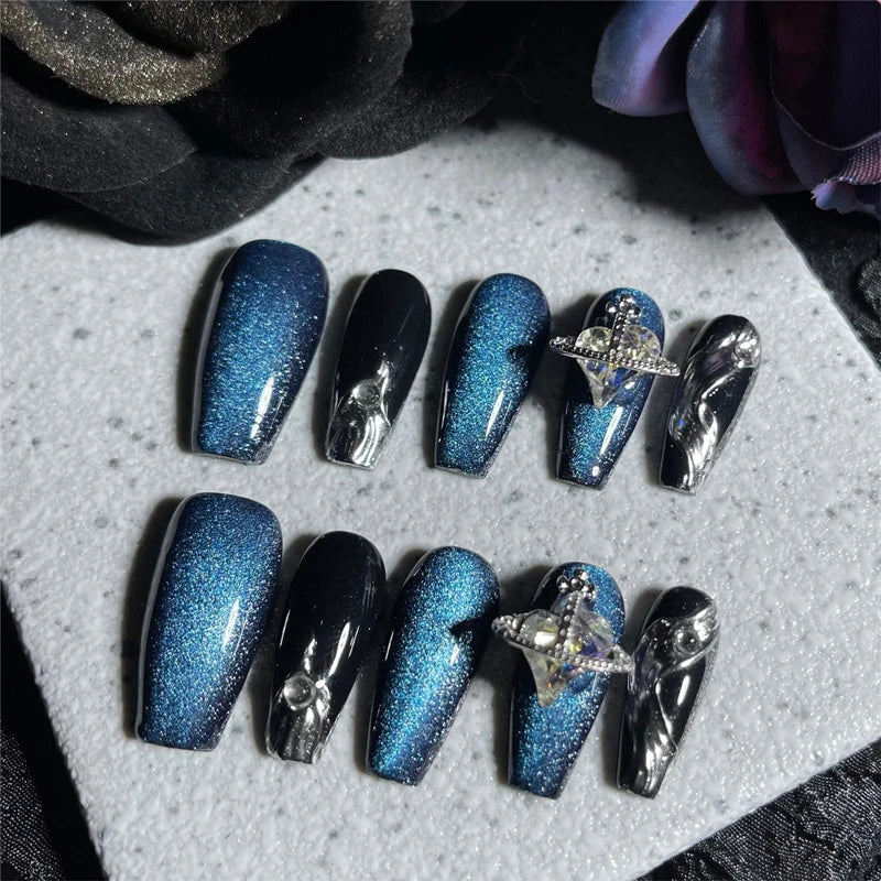 Blue-Cat-Eye-Fake-Nails