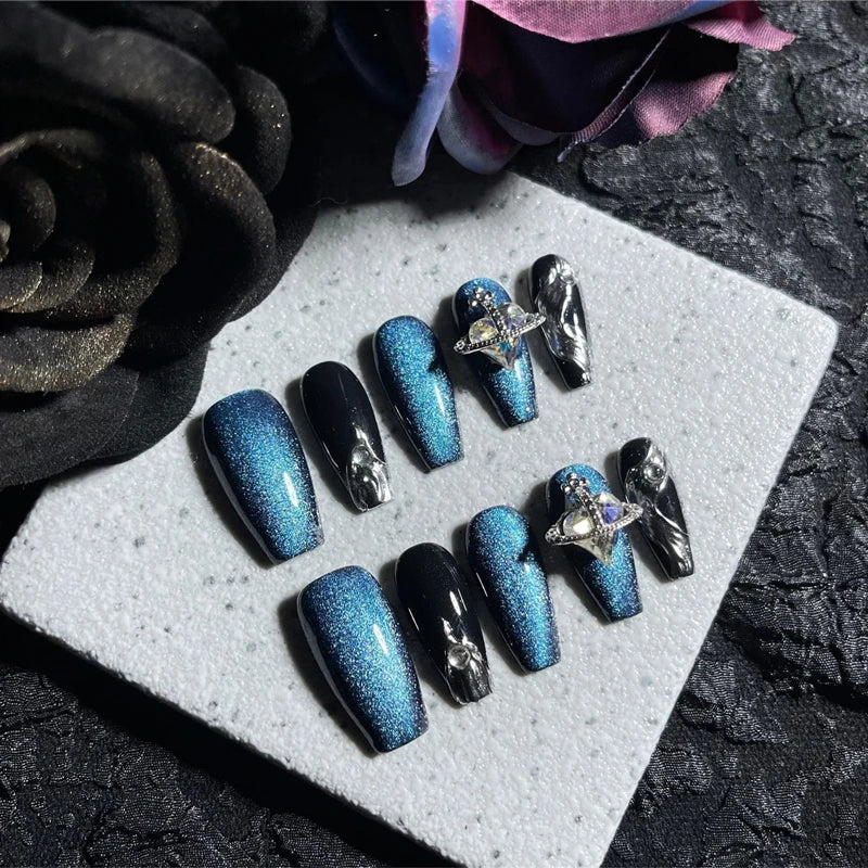 Blue-Cat-Eye-Fake-Nails