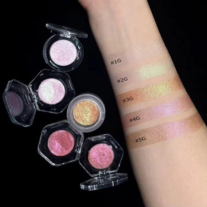 Illuminator eye shadow