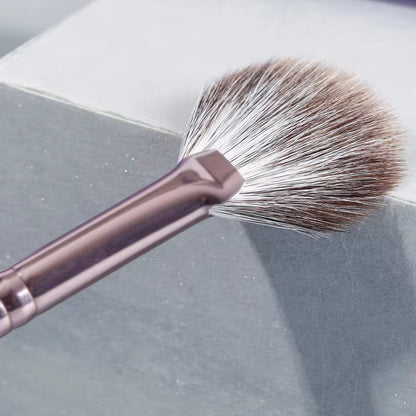 PANSYTRACYBEAUTY Fluffy Thick and Eco-Friendly Fan-Shaped Facial Brush
