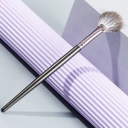 PANSYTRACYBEAUTY Fluffy Thick and Eco-Friendly Fan-Shaped Facial Brush