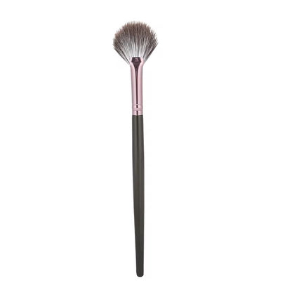 PANSYTRACYBEAUTY Fluffy Thick and Eco-Friendly Fan-Shaped Facial Brush