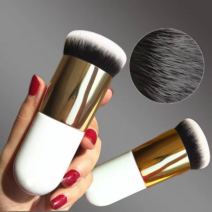 Short Handle Foundation Brush